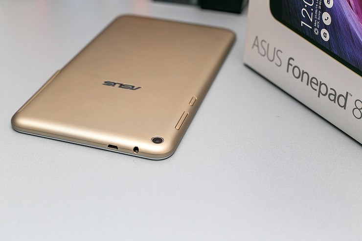 Asus Fonepad 8 (6).jpg